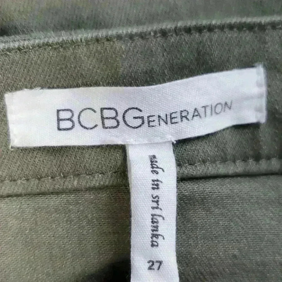 BCBGeneration Frayed Edge Olive Denim Mini Skirt sz 27 (4)  Boho Festival - Picture 7 of 9